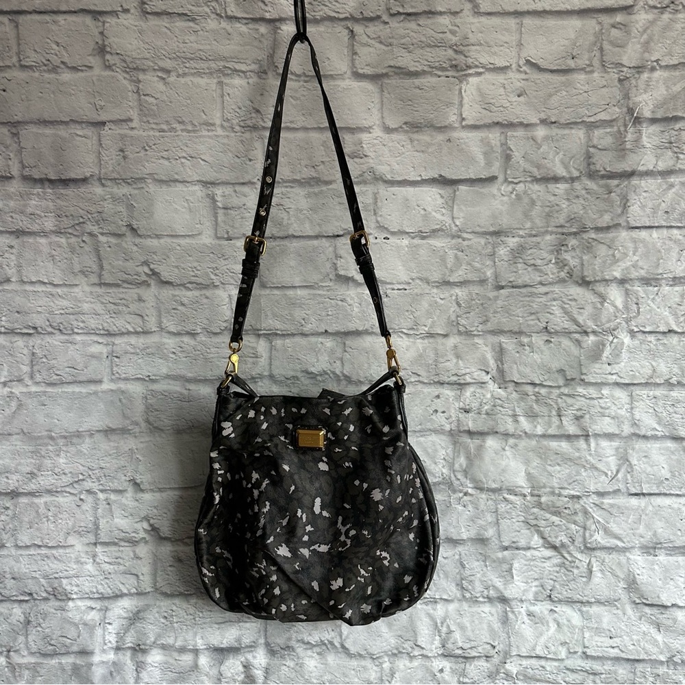 PREOWNED MARC BY MARC JACOBS GREEN LEOPARD PRINT CROSS BODY BAG PURSE WORKWEAR